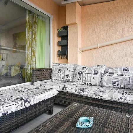 Bright And Cozy 2br Close To Sea Garden And Parkmart Apartment *